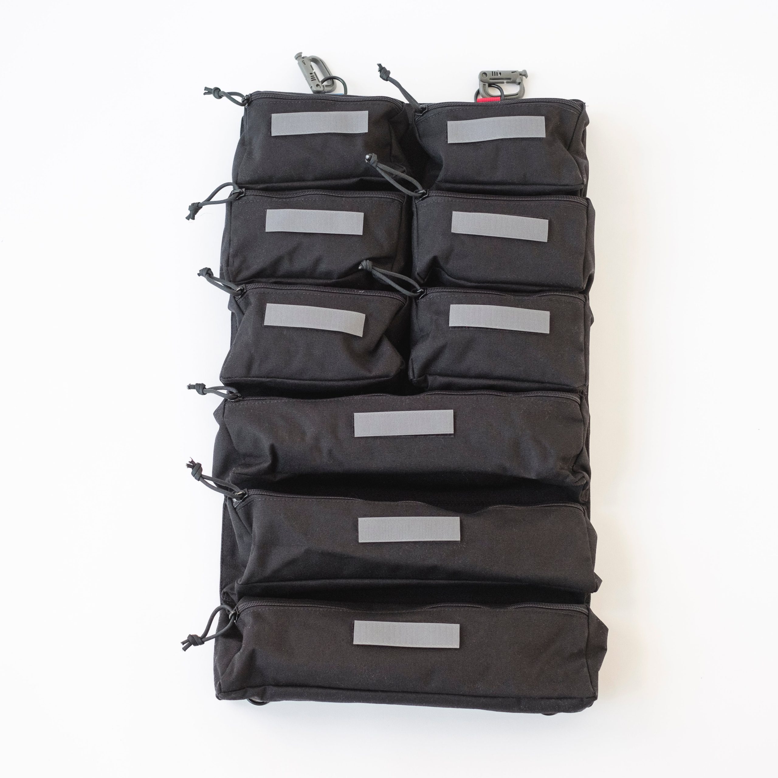 Rubbermaid Black Vinyl Caddy Bag For 20, 32 And 44 gal Brute® Trash  Receptacles - 15 7/32